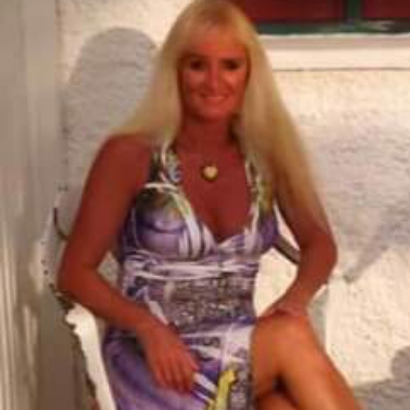 Meet your Posher - Picture 8 of 8